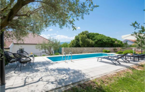 Stunning Home In Vinjani Donji